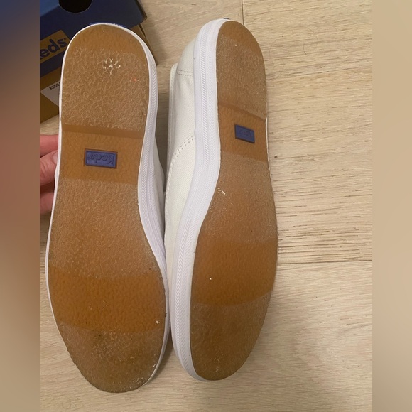 Keds Women 8.5 Champion White Canvas Sneakers - Picture 4 of 11